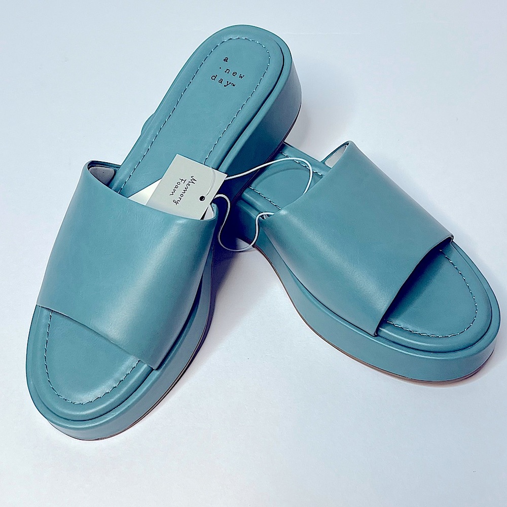 A New Day Blue Carlita WIDE WIDTH Wedge Slide On Platform Sandals NEW